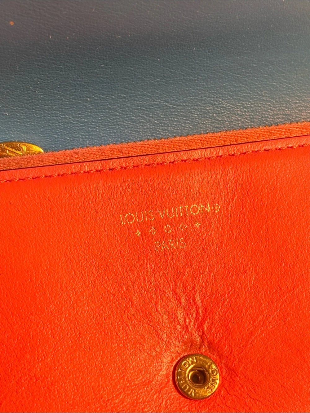 Louis Vuitton Pont 9 Compact Trifold - Picture 7 of 16